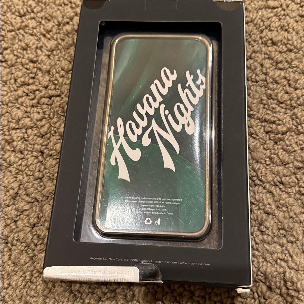Havana nights gold and silver crystal 2 piece protective case NEW in sealed box - Picture 3 of 3